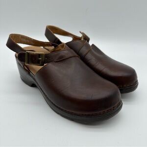 Modellista Brown Leather Women's Mules Made in Italy